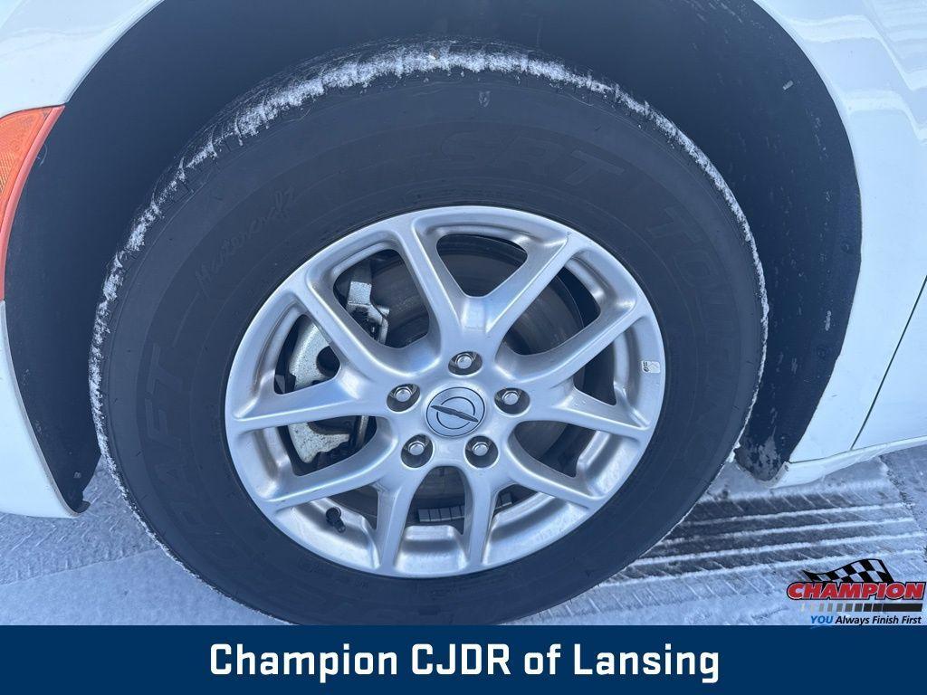 used 2024 Chrysler Pacifica car, priced at $28,891