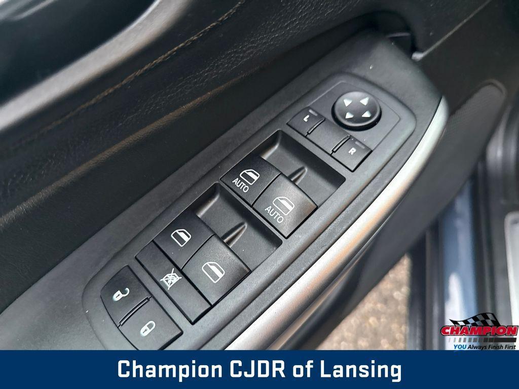 used 2021 Jeep Cherokee car, priced at $13,981