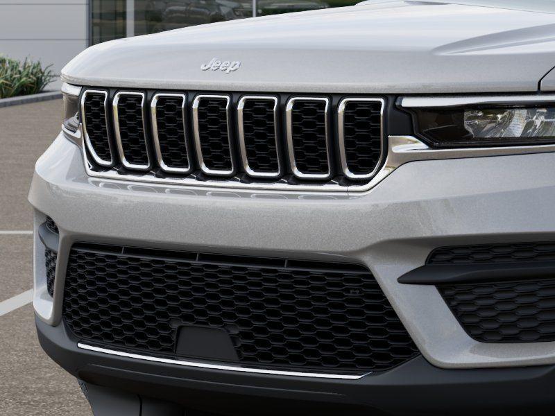 new 2026 Jeep Grand Cherokee car, priced at $36,698