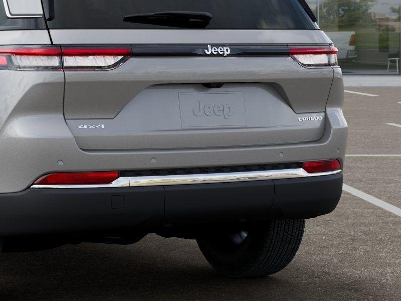 new 2026 Jeep Grand Cherokee car, priced at $36,698
