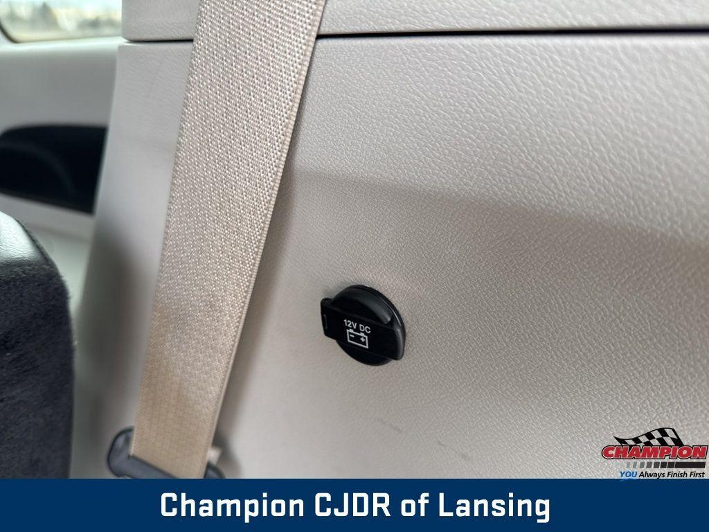 used 2024 Chrysler Pacifica car, priced at $27,981