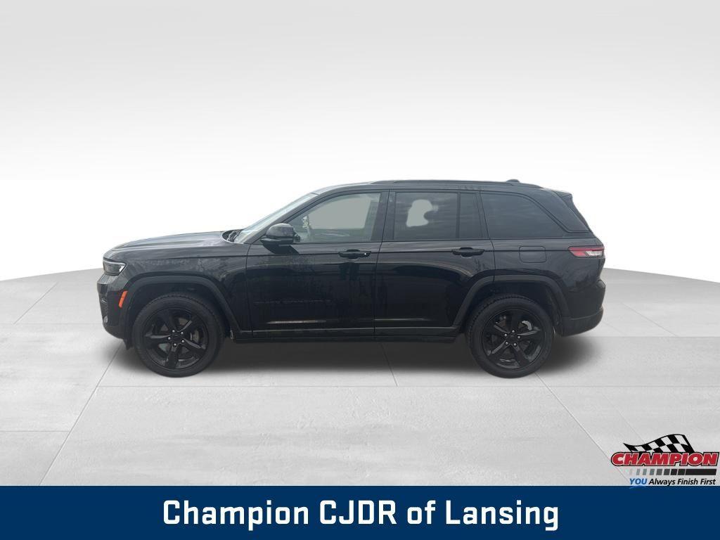 used 2022 Jeep Grand Cherokee car, priced at $25,487