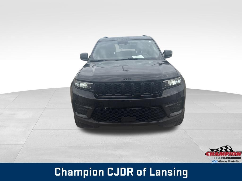 used 2022 Jeep Grand Cherokee car, priced at $25,487