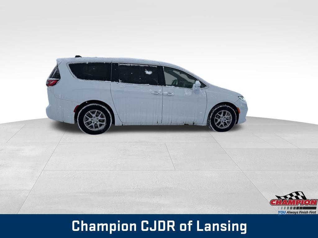used 2025 Chrysler Pacifica car, priced at $31,781