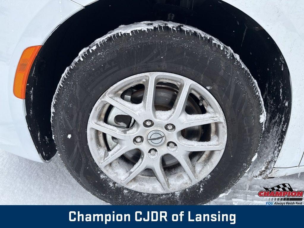 used 2025 Chrysler Pacifica car, priced at $31,781