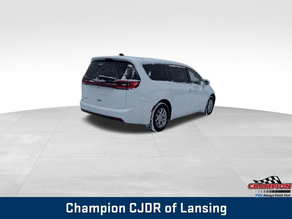 used 2025 Chrysler Pacifica car, priced at $31,781