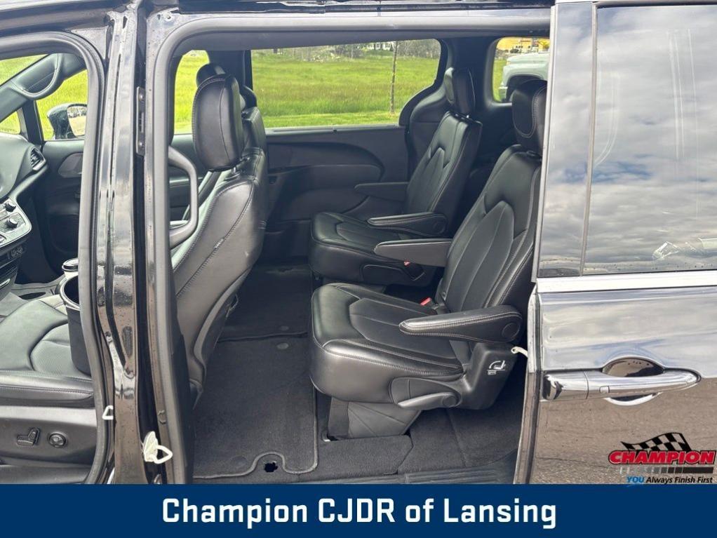 used 2025 Chrysler Pacifica car, priced at $32,954