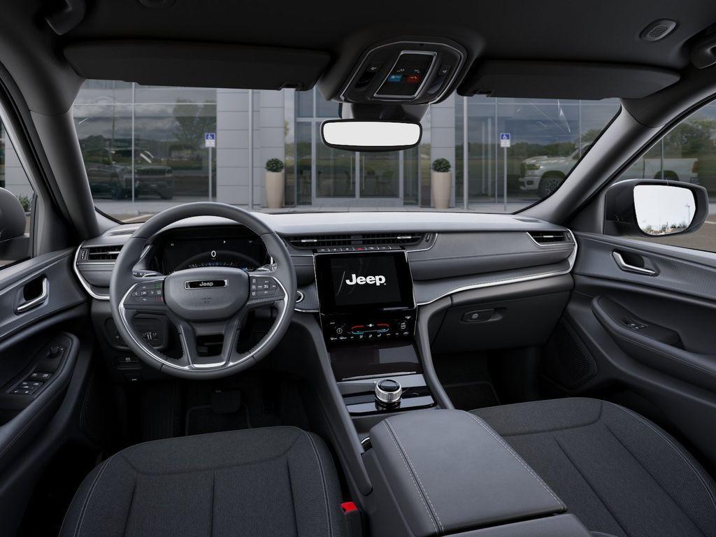 new 2026 Jeep Grand Cherokee car, priced at $38,923