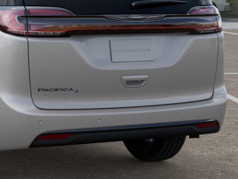 new 2026 Chrysler Pacifica car, priced at $41,822