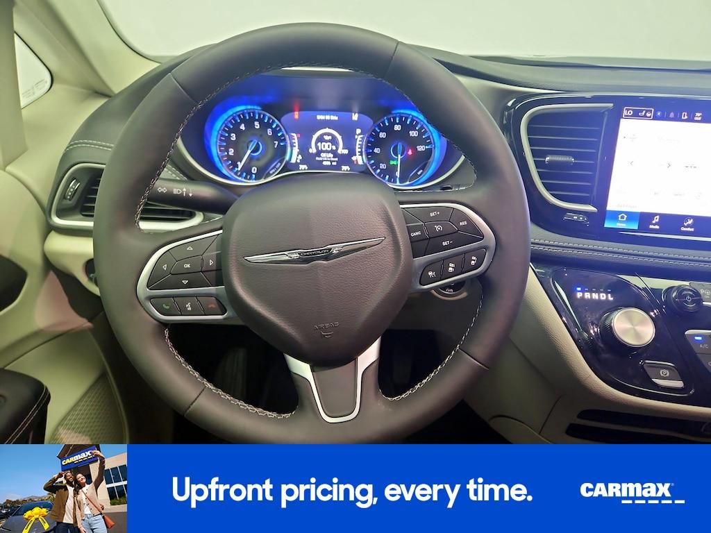used 2023 Chrysler Pacifica car, priced at $36,998