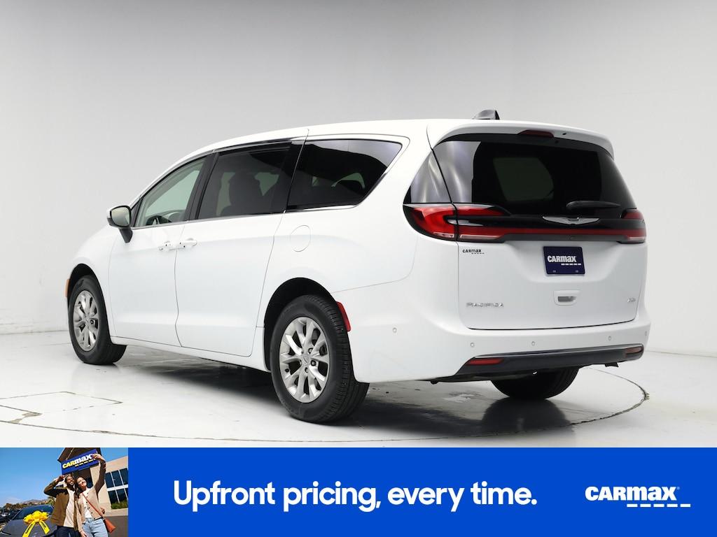 used 2023 Chrysler Pacifica car, priced at $36,998