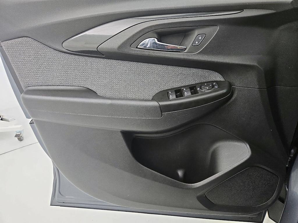 used 2022 Chevrolet TrailBlazer car, priced at $17,998