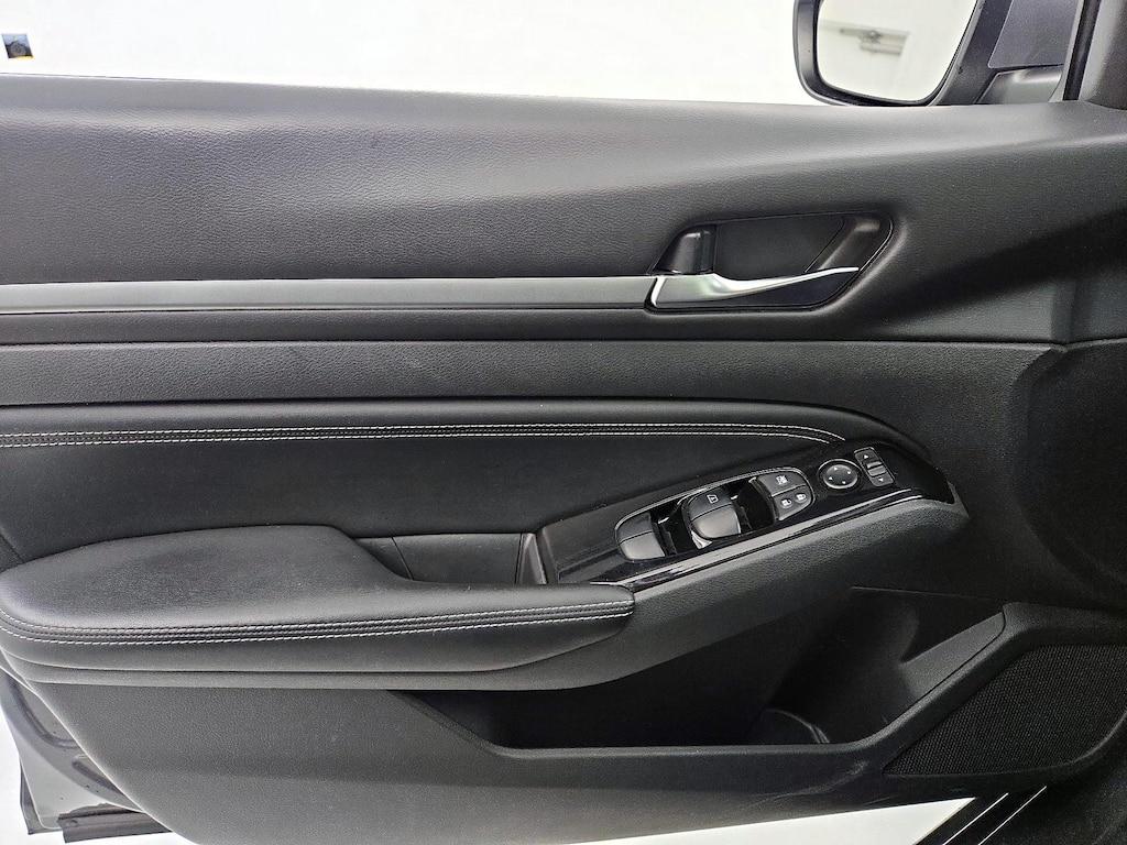 used 2021 Nissan Altima car, priced at $18,998