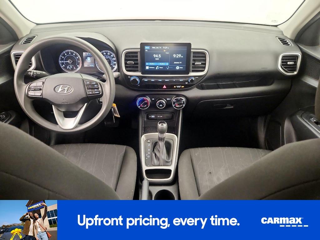 used 2022 Hyundai Venue car, priced at $15,998