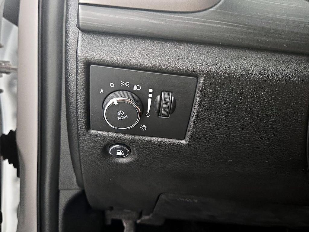 used 2021 Jeep Grand Cherokee car, priced at $26,998