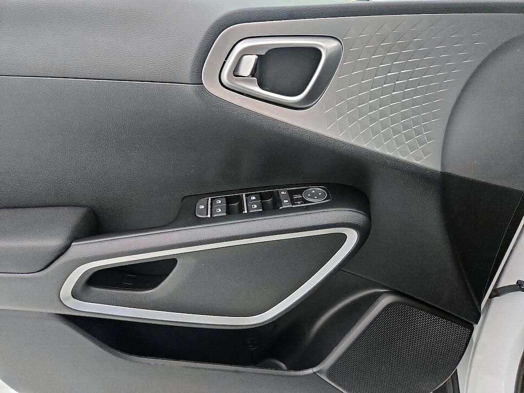 used 2025 Kia Soul car, priced at $21,998