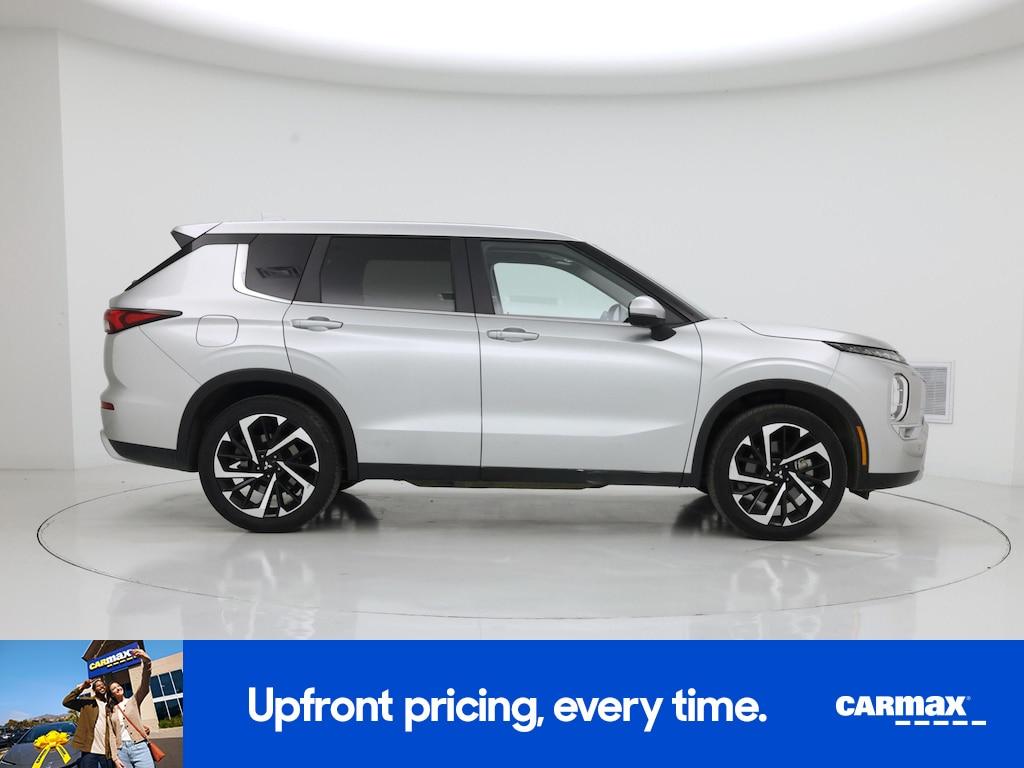 used 2024 Mitsubishi Outlander car, priced at $25,998