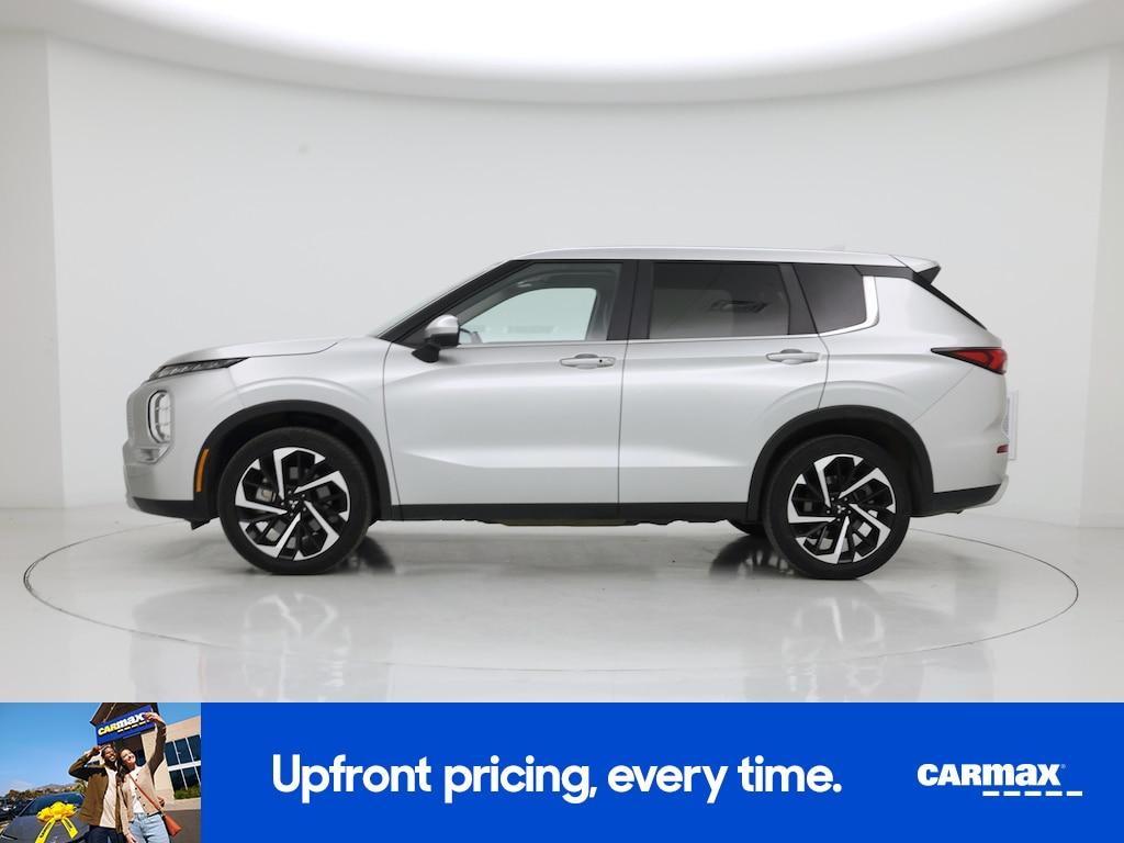 used 2024 Mitsubishi Outlander car, priced at $25,998