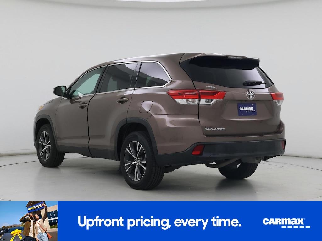 used 2019 Toyota Highlander car, priced at $17,998
