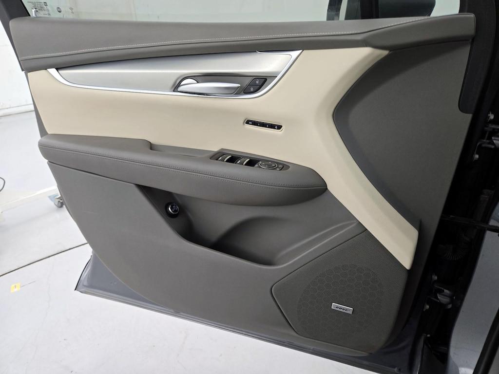 used 2020 Cadillac XT5 car, priced at $21,998