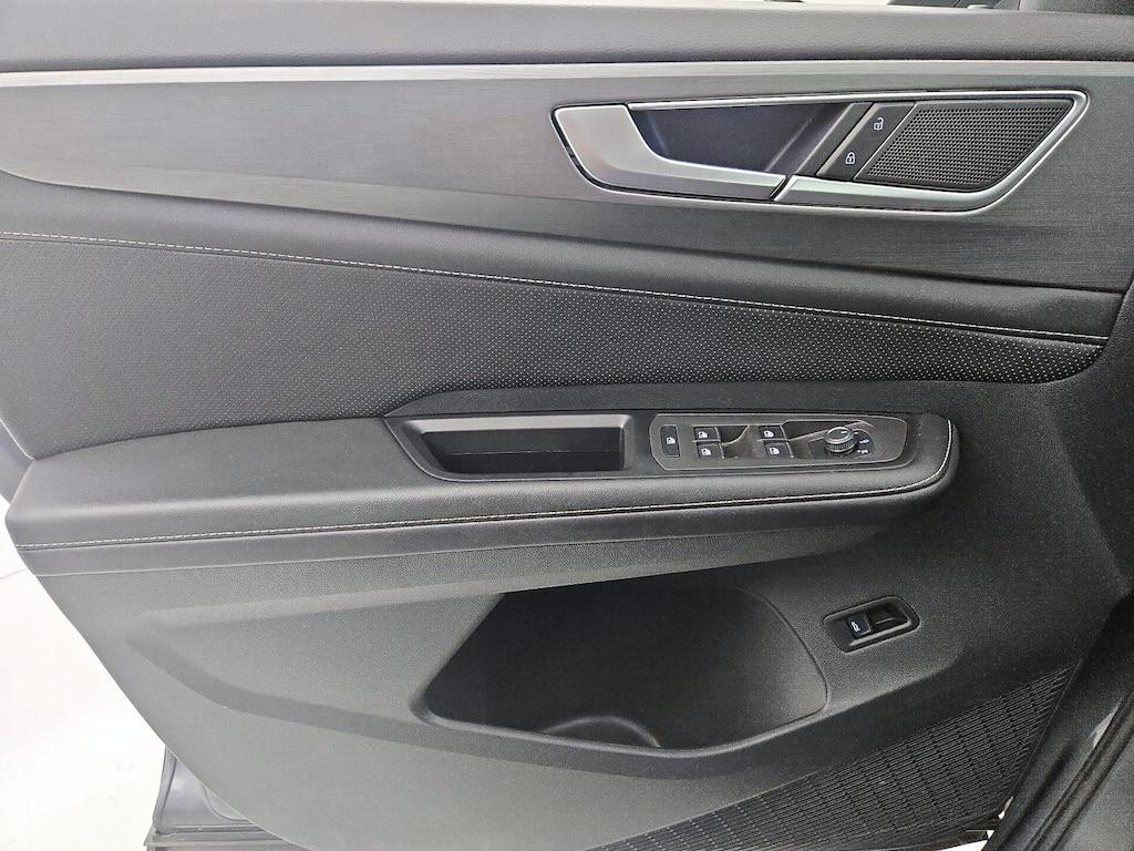 used 2024 Volkswagen Atlas Cross Sport car, priced at $30,998