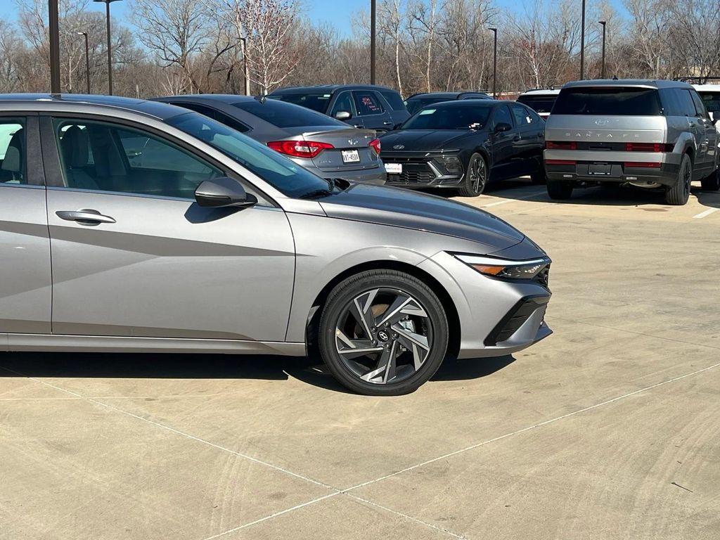 new 2026 Hyundai ELANTRA HEV car, priced at $30,394