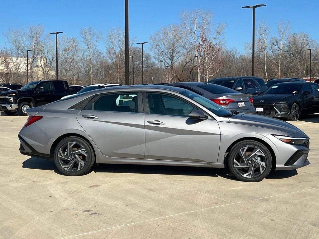 new 2026 Hyundai ELANTRA HEV car, priced at $30,394