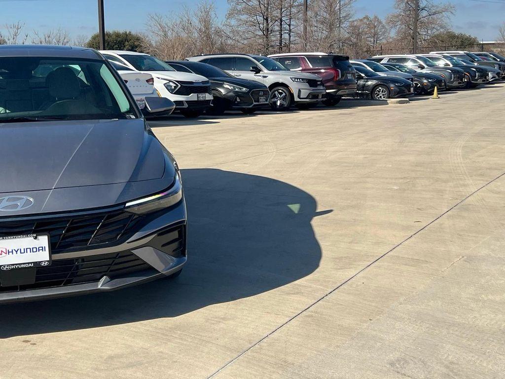 new 2026 Hyundai ELANTRA HEV car, priced at $30,394