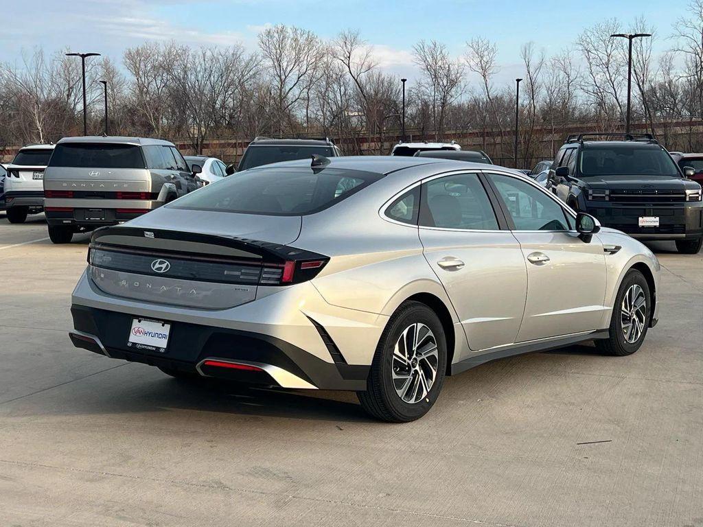 new 2026 Hyundai Sonata Hybrid car, priced at $31,986