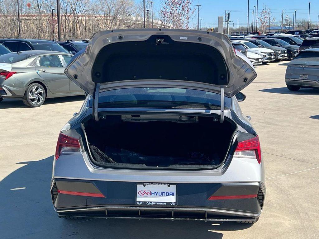 new 2026 Hyundai ELANTRA HEV car, priced at $30,439