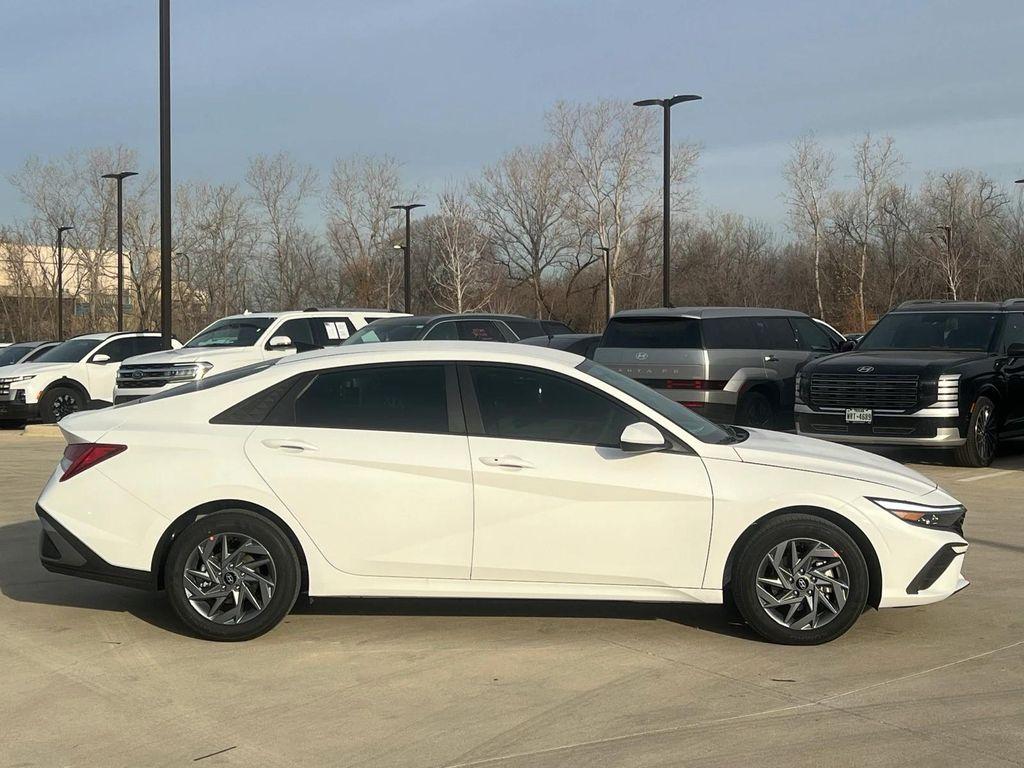 new 2026 Hyundai ELANTRA HEV car, priced at $26,668
