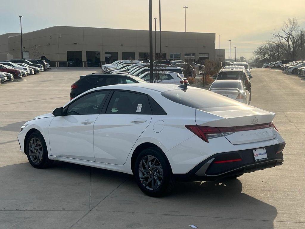 new 2026 Hyundai ELANTRA HEV car, priced at $26,668