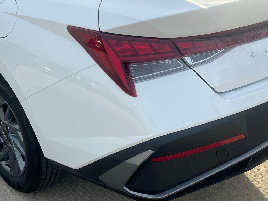 new 2026 Hyundai ELANTRA HEV car, priced at $26,668