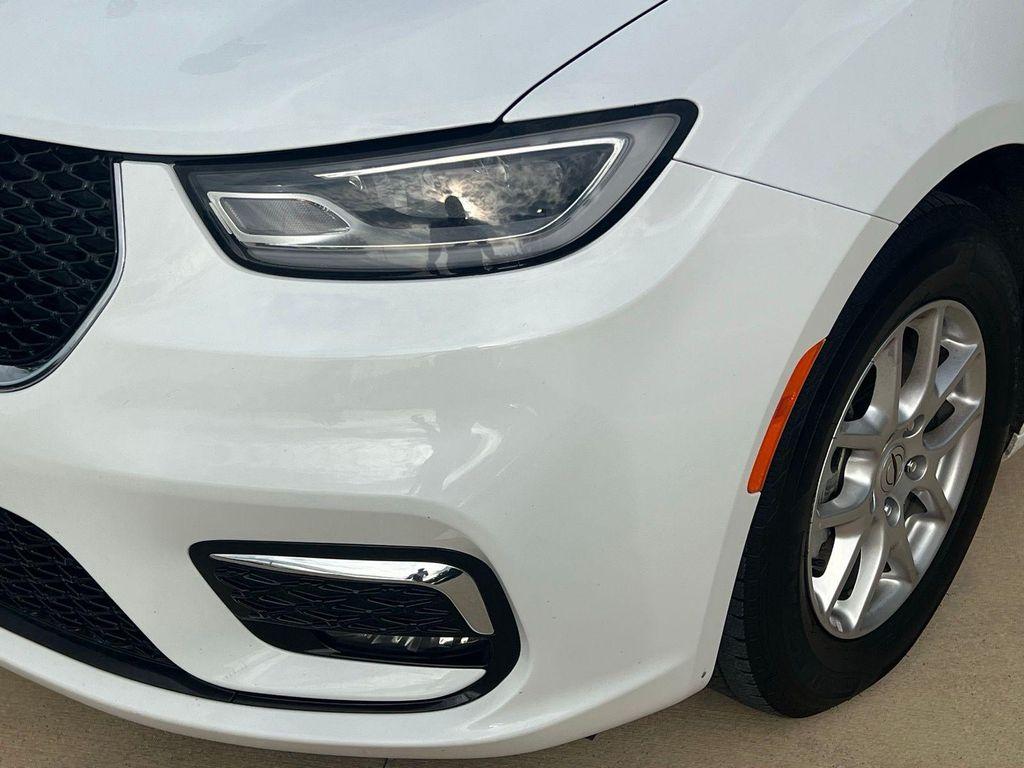 used 2022 Chrysler Pacifica car, priced at $19,658