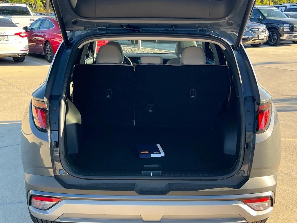 new 2026 Hyundai Tucson car, priced at $30,950