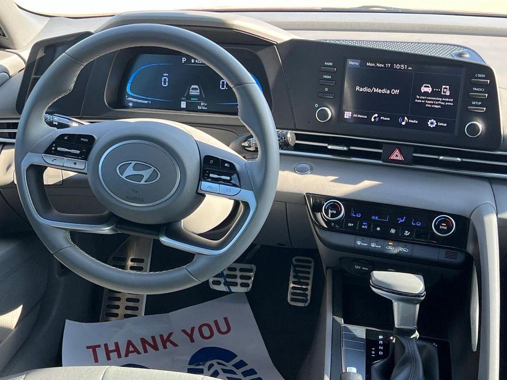 new 2025 Hyundai Elantra car, priced at $21,664