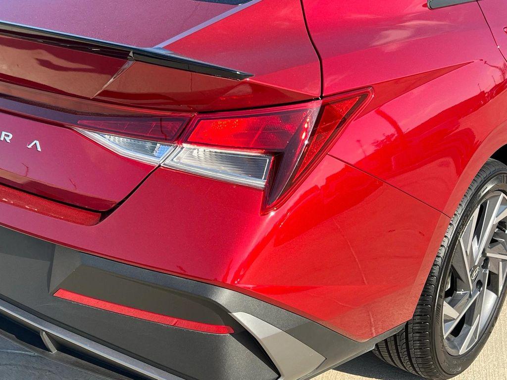 new 2025 Hyundai Elantra car, priced at $21,664