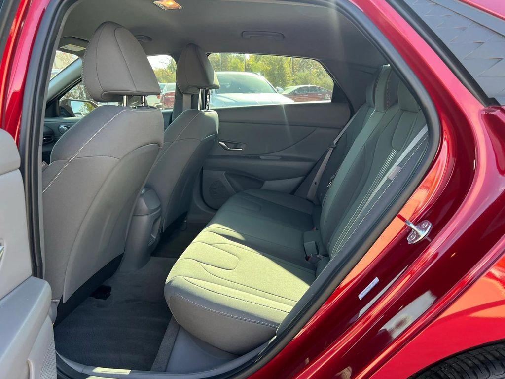 new 2025 Hyundai Elantra car, priced at $21,664