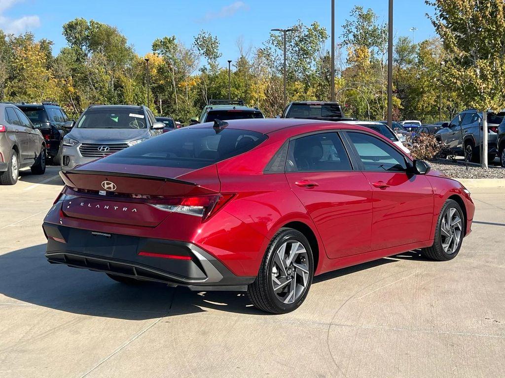 new 2025 Hyundai Elantra car, priced at $21,664