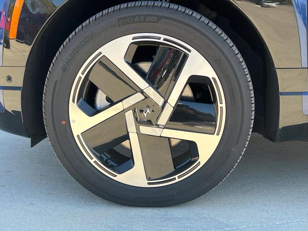 new 2026 Hyundai IONIQ 9 car, priced at $73,990