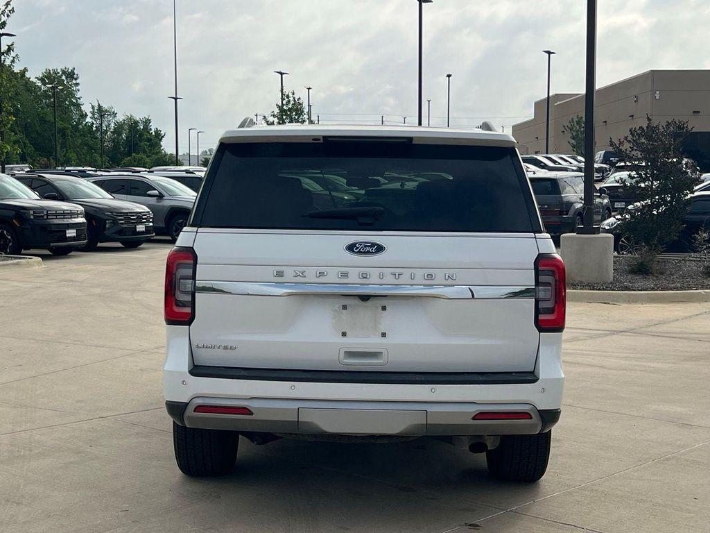 used 2024 Ford Expedition car, priced at $38,633