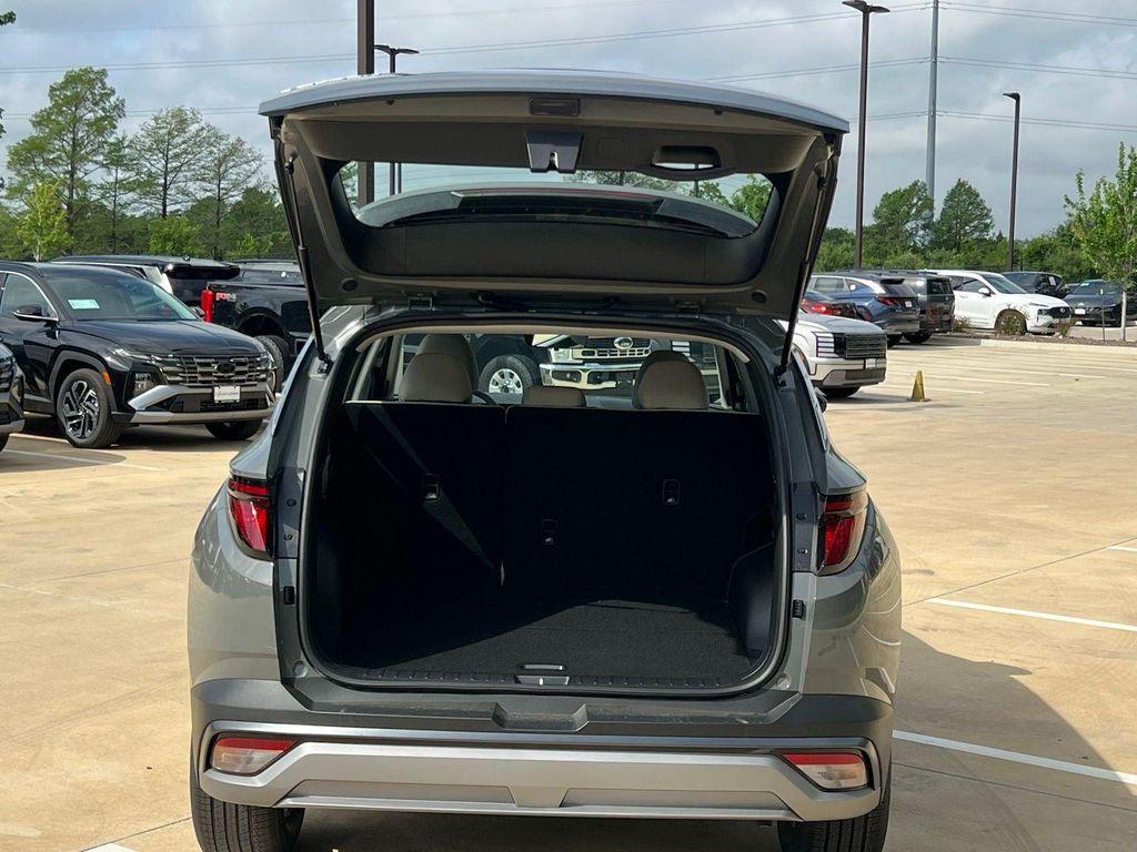 new 2026 Hyundai Tucson car, priced at $27,632