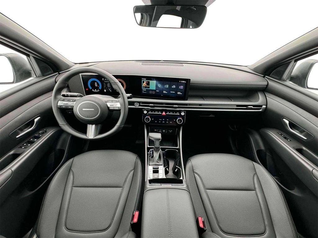 new 2025 Hyundai Tucson car, priced at $28,075
