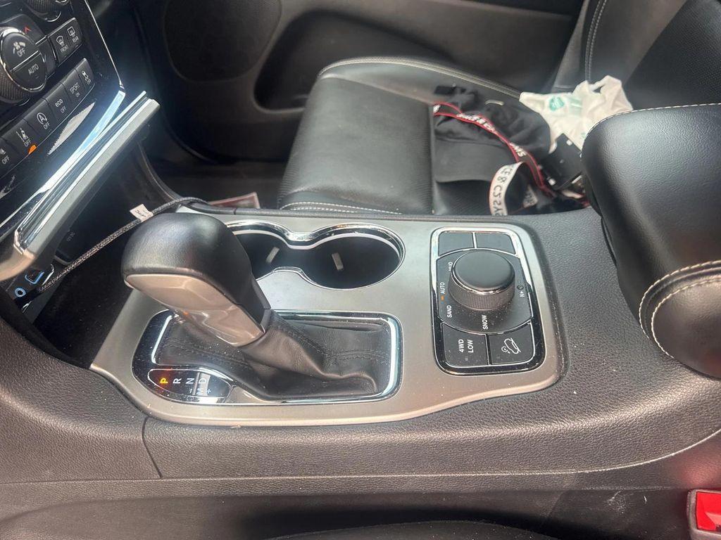 used 2021 Jeep Grand Cherokee car, priced at $23,499