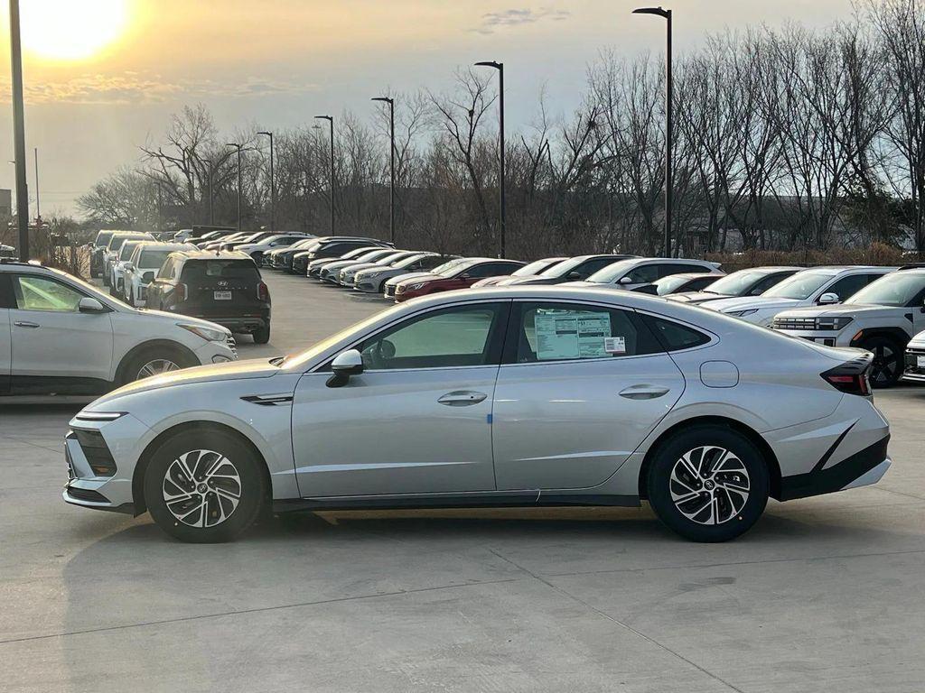 new 2026 Hyundai Sonata Hybrid car, priced at $28,785