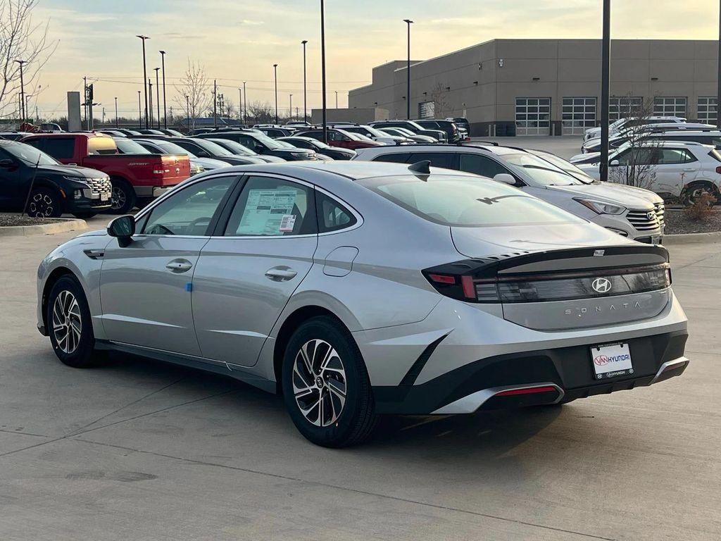 new 2026 Hyundai Sonata Hybrid car, priced at $28,785