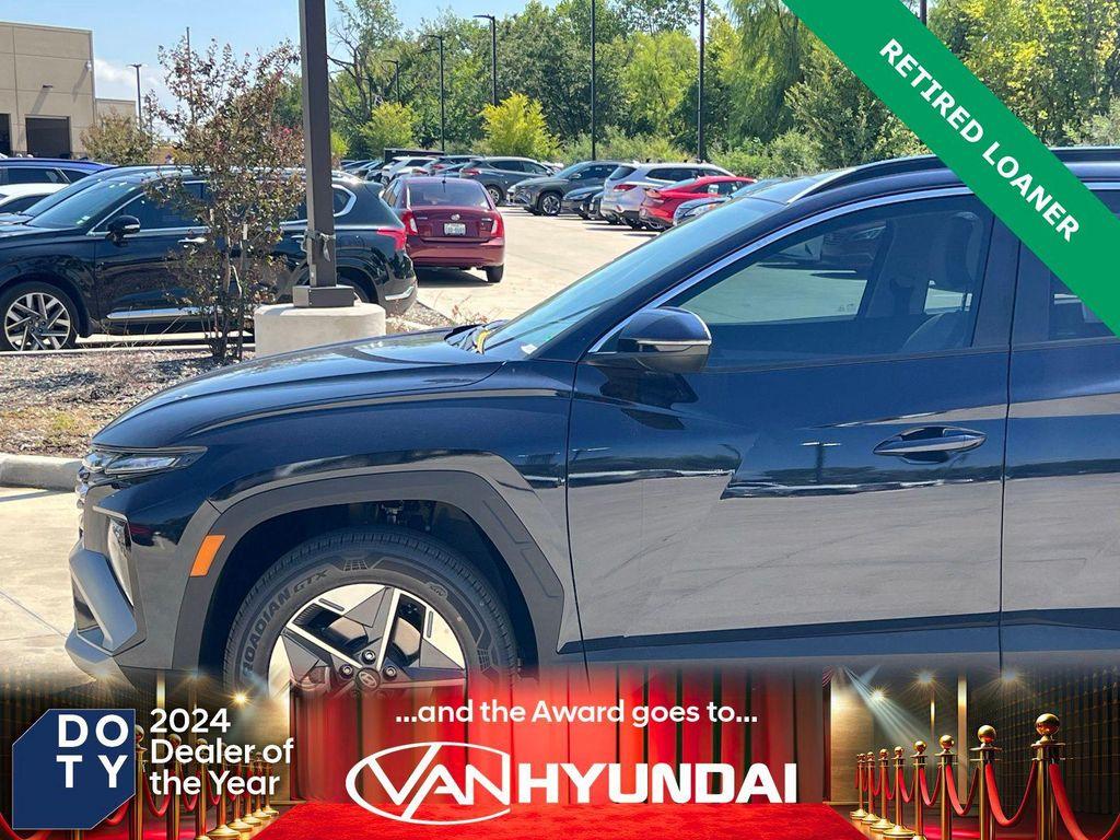 new 2025 Hyundai TUCSON Hybrid car, priced at $35,065