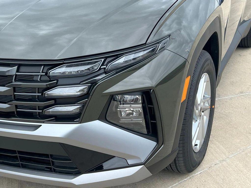 new 2026 Hyundai Tucson car, priced at $27,683