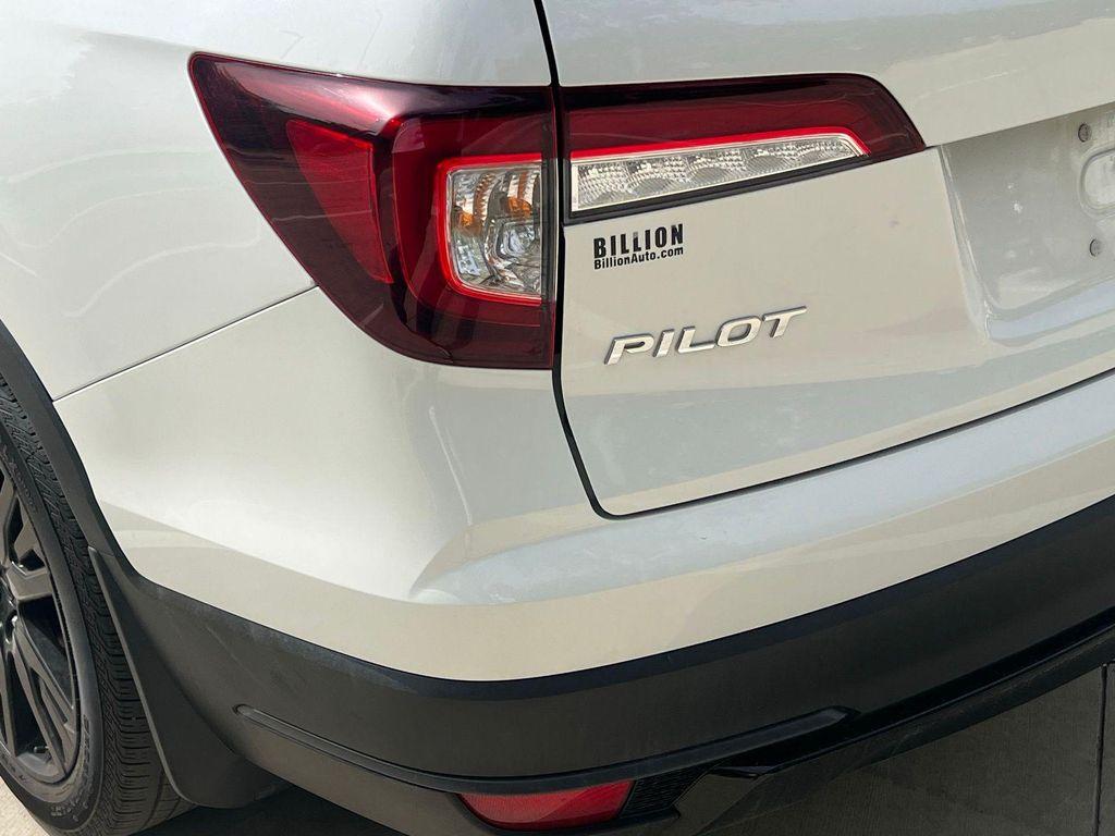 used 2022 Honda Pilot car, priced at $29,779