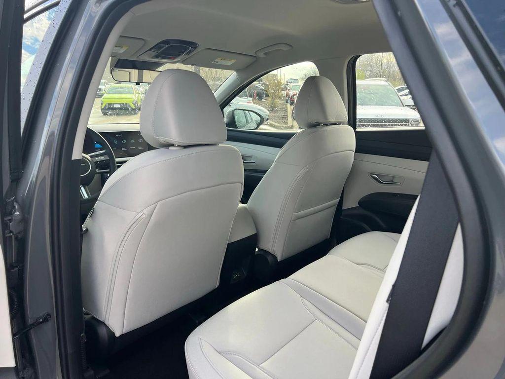 new 2026 Hyundai Tucson car, priced at $27,632